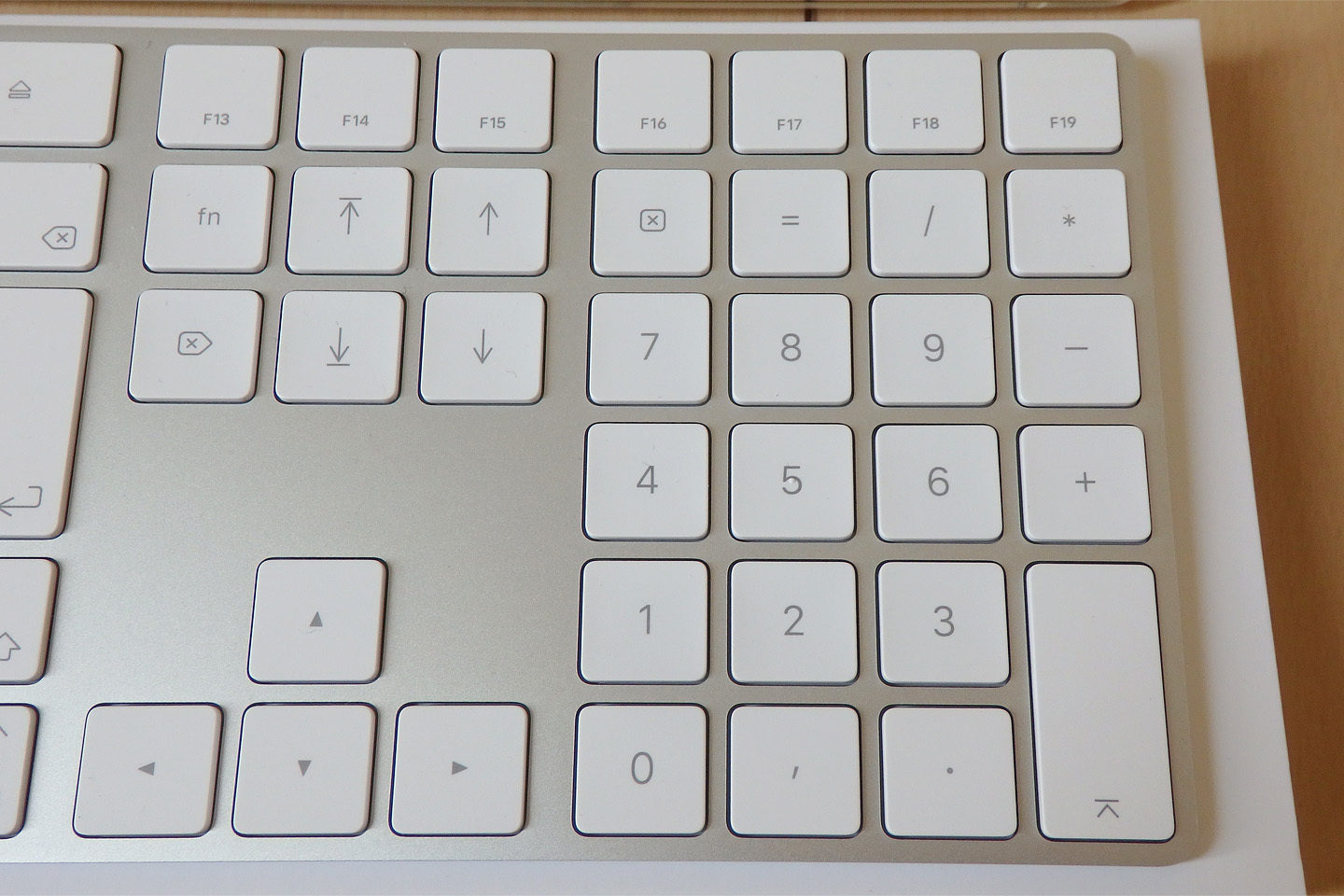 Apple Magic Keyboard テンキー付き 日本語 Jis レビュー しんのじのページ